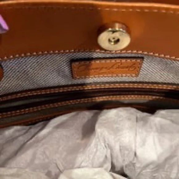 NWOT Dooney and Bourke | Flynn Patent Leather Shoulder Bag - Picture 10 of 13